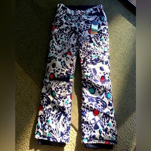 ROXY boarder/ski/Snowpants. NEW! Backyard style! Dryflight10K-w/tags! Get ready!